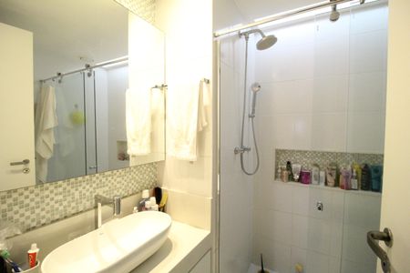 Apartamento para alugar com 110m², 4 quartos e 2 vagasBanheiro social