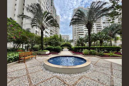 Apartamento para alugar com 110m², 4 quartos e 2 vagas Apartamento para alugar com 110m², 4 quartos e 2 vagasÁrea comum