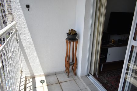 Apartamento para alugar com 55m², 2 quartos e 1 vagaSacada Sala