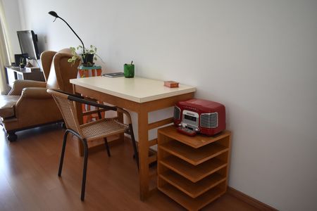 Apartamento para alugar com 55m², 2 quartos e 1 vagaSala