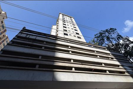 Apartamento à venda com 50m², 1 quarto e 1 vagaFachada