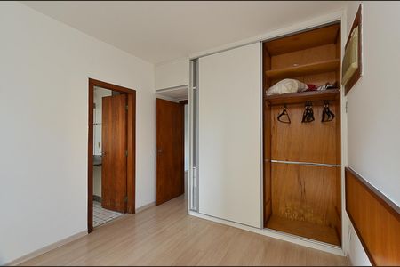 Suíte de apartamento para alugar com 1 quarto, 50m² em Lourdes, Belo Horizonte