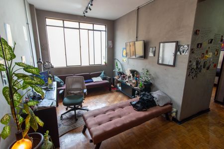 Sala de apartamento para alugar com 1 quarto, 58m² em Centro, Campinas