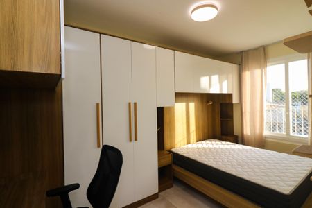 Quarto de apartamento à venda com 1 quarto, 45m² em Vila João Pessoa, Porto Alegre