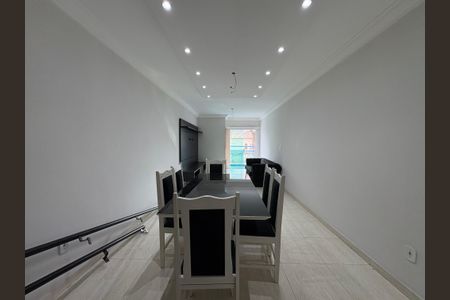 Casa à venda com 137m², 3 quartos e 2 vagas Casa à venda com 137m², 3 quartos e 2 vagasSala