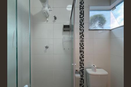 Casa à venda com 137m², 3 quartos e 2 vagas Casa à venda com 137m², 3 quartos e 2 vagasBanheiro da Suíte