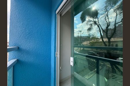 Casa à venda com 137m², 3 quartos e 2 vagas Casa à venda com 137m², 3 quartos e 2 vagasSacada