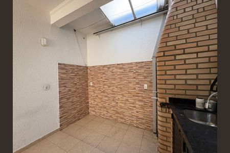 Casa à venda com 137m², 3 quartos e 2 vagas Casa à venda com 137m², 3 quartos e 2 vagasÁrea gourmet