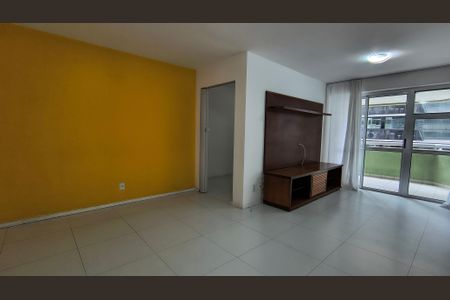Sala de apartamento para alugar com 3 quartos, 95m² em Recreio dos Bandeirantes, Rio de Janeiro