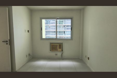 Suíte  de apartamento para alugar com 3 quartos, 95m² em Recreio dos Bandeirantes, Rio de Janeiro