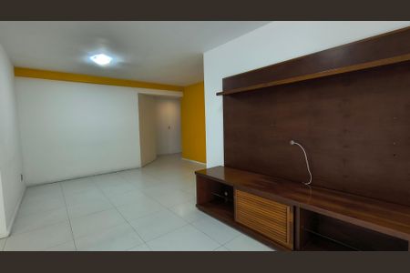 Sala de apartamento para alugar com 3 quartos, 95m² em Recreio dos Bandeirantes, Rio de Janeiro