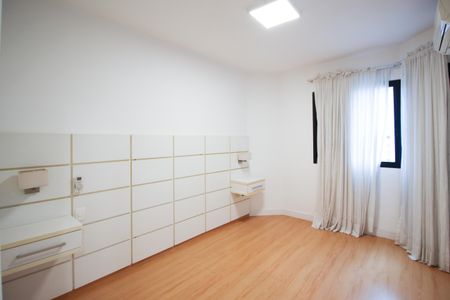 Apartamento para alugar com 137m², 2 quartos e 2 vagasSuíte  