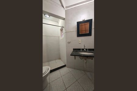 Casa de condomínio à venda com 175m², 3 quartos e 1 vagaBanheiro da Suíte 2