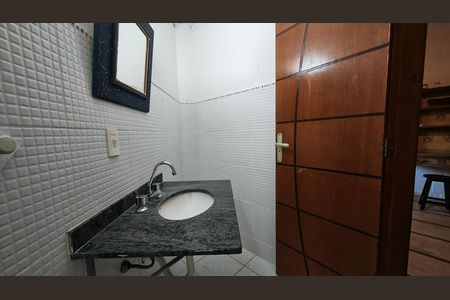 Casa de condomínio à venda com 175m², 3 quartos e 1 vagaBanheiro da Suíte 2