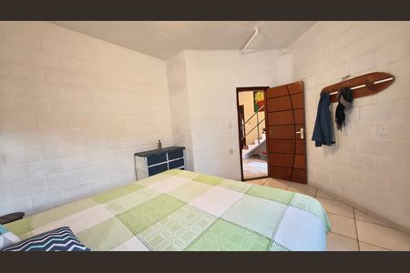 Casa de condomínio à venda com 175m², 3 quartos e 1 vagaQuarto