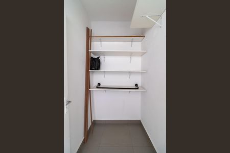 Apartamento para alugar com 75m², 2 quartos e sem vagaQuarto de Serviço