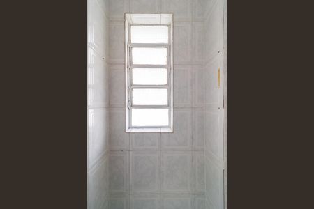 Apartamento para alugar com 75m², 2 quartos e sem vagaBanheiro de Serviço