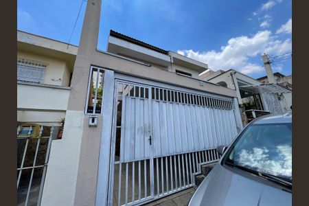 Casa à venda com 203m², 4 quartos e 2 vagasFachada