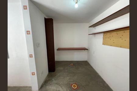 Casa à venda com 203m², 4 quartos e 2 vagasQuintal