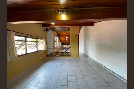 Casa à venda com 203m², 4 quartos e 2 vagasÁrea comum