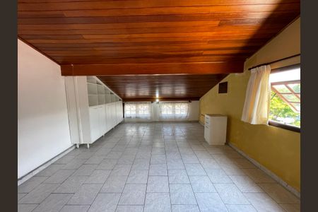 Casa à venda com 203m², 4 quartos e 2 vagasÁrea comum