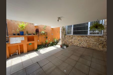 Casa à venda com 203m², 4 quartos e 2 vagasGaragem