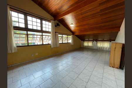 Casa à venda com 203m², 4 quartos e 2 vagasÁrea comum