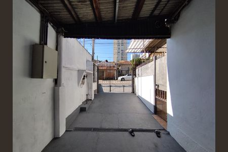 Garagem de casa para alugar com 1 quarto, 50m² em Saúde, São Paulo