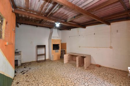 Casa para alugar com 350m², 8 quartos e 5 vagasÁrea com Churrasqueira