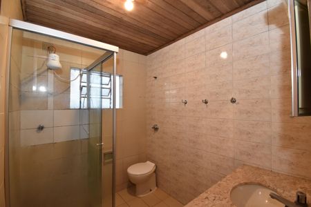 Casa para alugar com 350m², 8 quartos e 5 vagasBanheiro Social