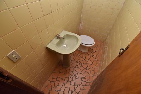 Casa para alugar com 350m², 8 quartos e 5 vagasLavabo