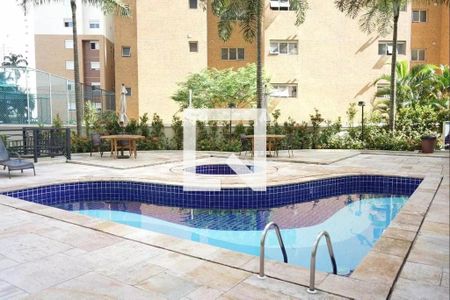 Apartamento para alugar com 117m², 3 quartos e sem vagaPiscina