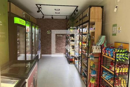 Apartamento para alugar com 117m², 3 quartos e sem vagaMercado