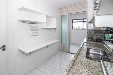 Apartamento para alugar com 117m², 3 quartos e sem vagaCozinha