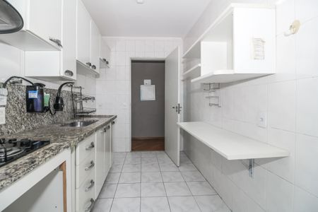 Apartamento para alugar com 117m², 3 quartos e sem vagaCozinha