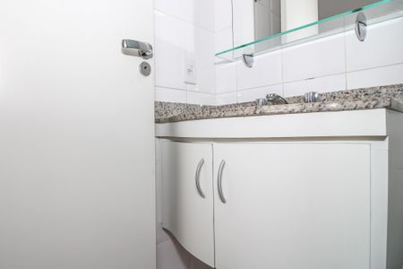 Apartamento para alugar com 117m², 3 quartos e sem vagaBanheiro