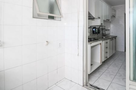 Apartamento para alugar com 117m², 3 quartos e sem vagaÁrea de Serviço