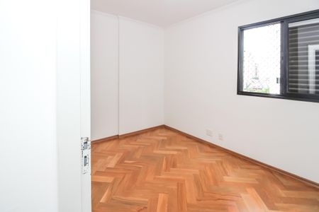 Apartamento para alugar com 117m², 3 quartos e sem vagaQuarto 2