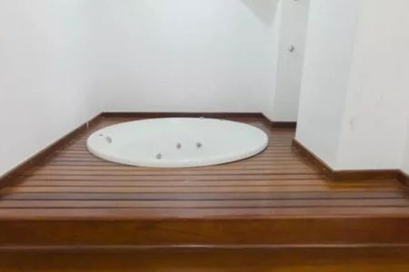 Apartamento para alugar com 117m², 3 quartos e sem vagaOfuro