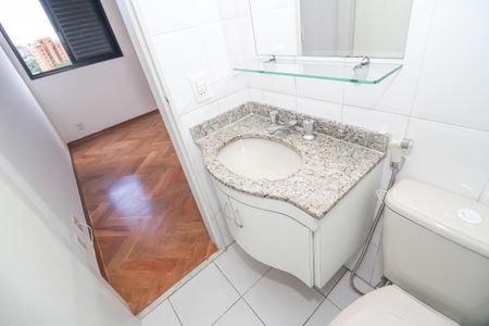 Apartamento para alugar com 117m², 3 quartos e sem vagaBanheiro da Suíte