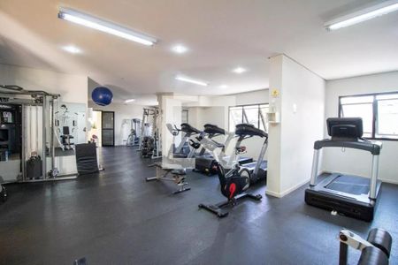 Apartamento para alugar com 117m², 3 quartos e sem vagaAcademia