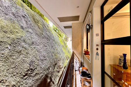 Varanda da Sala de apartamento à venda com 2 quartos, 69m² em Laranjeiras, Rio de Janeiro