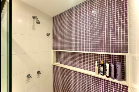 Apartamento à venda com 69m², 2 quartos e 1 vaga Apartamento à venda com 69m², 2 quartos e 1 vagaBanheiro Social