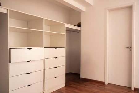 Apartamento para alugar com 200m², 3 quartos e 3 vagasSuíte 1