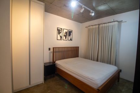 Quarto de apartamento para alugar com 1 quarto, 74m² em Santo Amaro, São Paulo