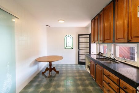 Cozinha de casa para alugar com 3 quartos, 300m² em Parque Continental, São Paulo