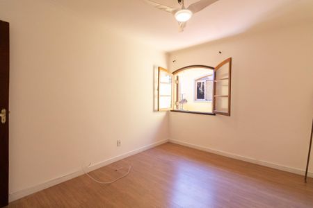 Casa para alugar com 300m², 3 quartos e 2 vagasSuíte