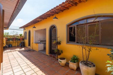 Casa para alugar com 300m², 3 quartos e 2 vagasÁrea de Serviço