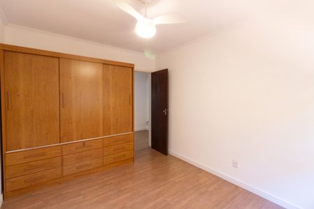 Casa para alugar com 300m², 3 quartos e 2 vagasQuarto 2