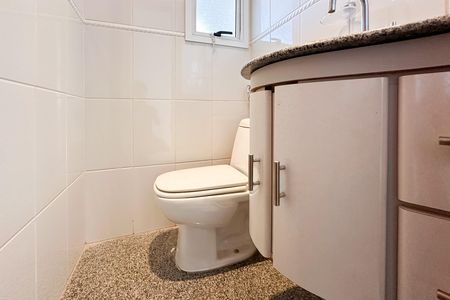 Apartamento à venda com 188m², 4 quartos e 3 vagas Apartamento à venda com 188m², 4 quartos e 3 vagasLavabo